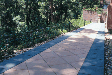 Installing Walkway Pavers